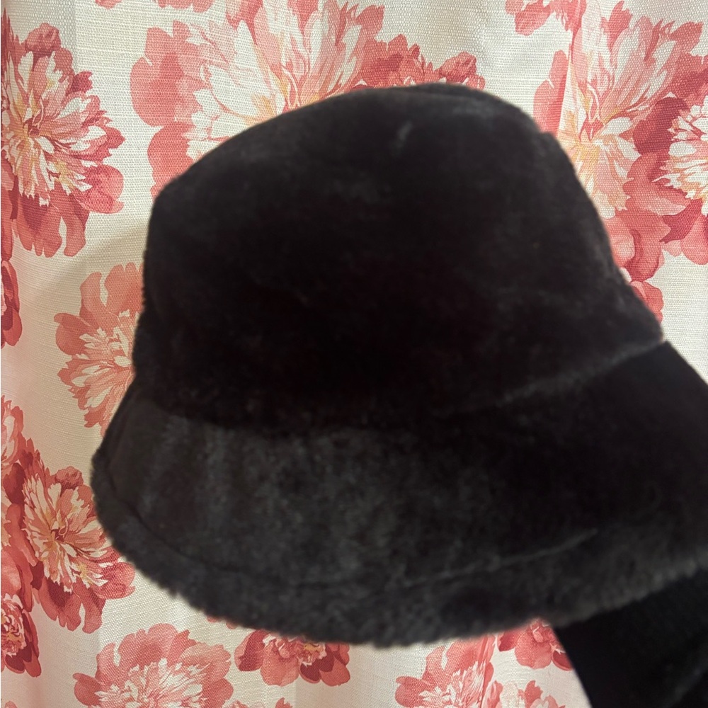 SHEIN Black Fuzzy Bucket Hat